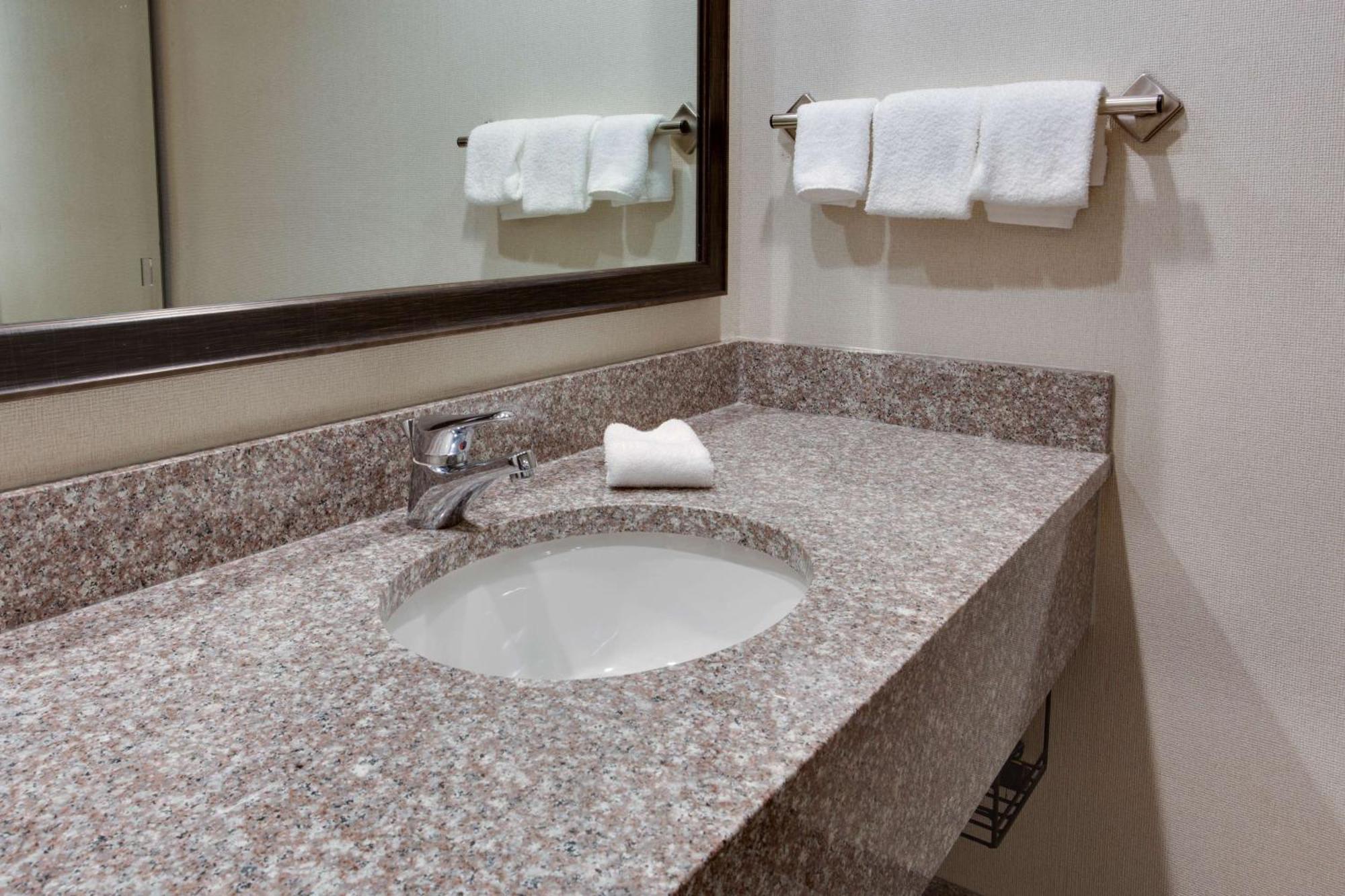 Drury Inn & Suites Nashville Airport Екстериор снимка